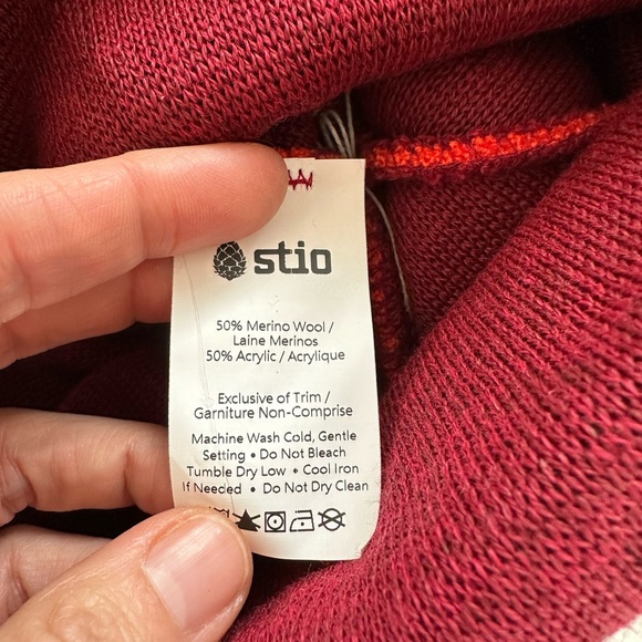 Stio Crimson Berry Nala Beanie - Picture 3 of 3